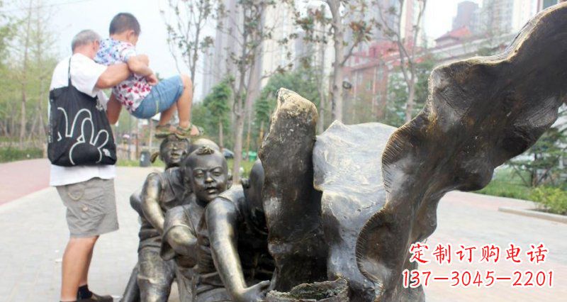 泰州拔萝卜小区景观铜雕精品