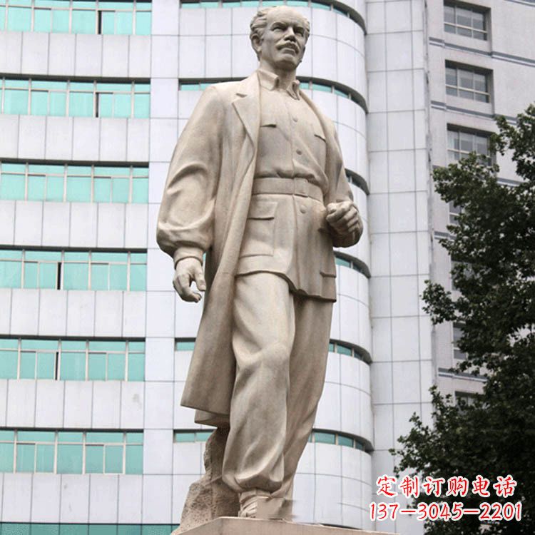 泰州“白求恩名医纪念雕塑”