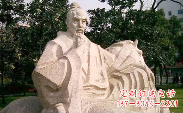 泰州中国文学名人雕塑——班固石雕像