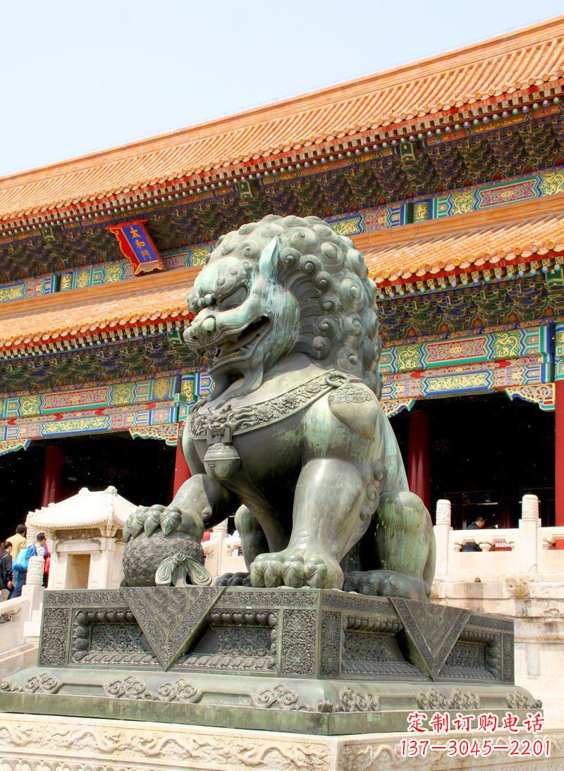 泰州“雄狮之王——北京青铜狮子雕塑”