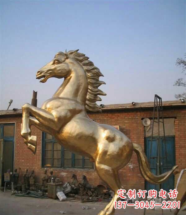 泰州奔马精致瓷器