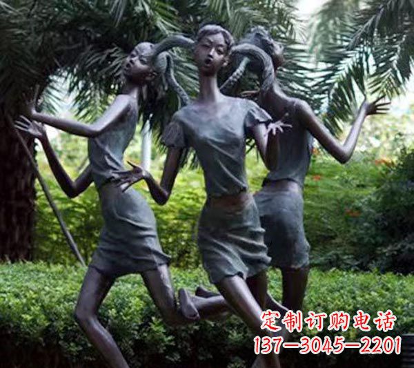 泰州编花篮的女孩人物铜雕