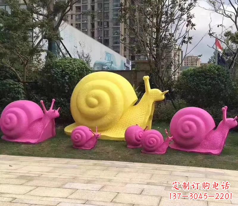 泰州玻璃钢彩绘蜗牛雕塑