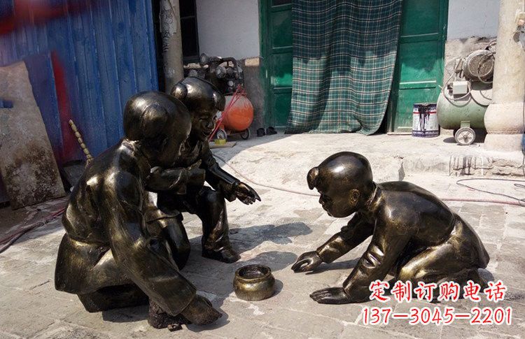 泰州精美玻璃钢仿铜斗蛐蛐儿童雕塑