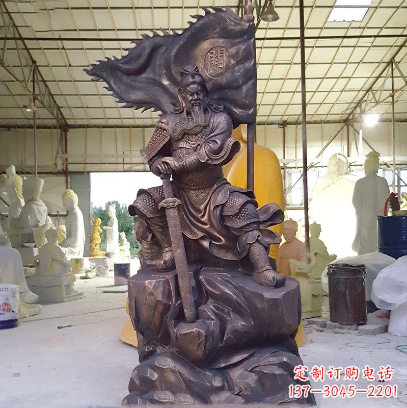 泰州玻璃钢仿铜关公雕塑传承中国传统文化
