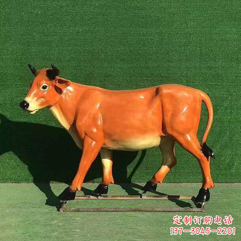 泰州玻璃钢材料制作的动物雕塑
