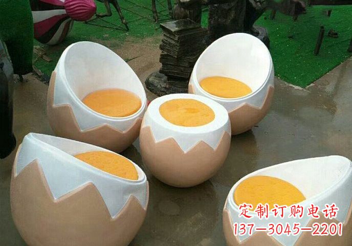 泰州玻璃钢鸡蛋雕塑——精致的艺术精品