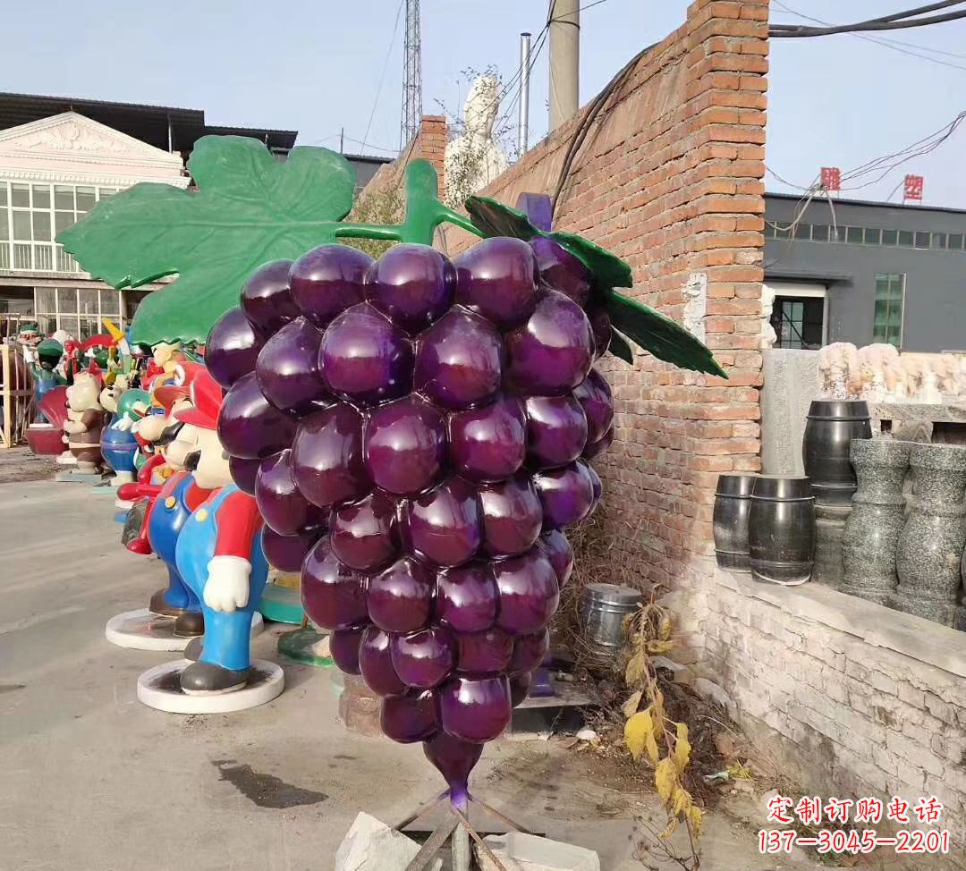 泰州仿真玻璃钢葡萄雕塑