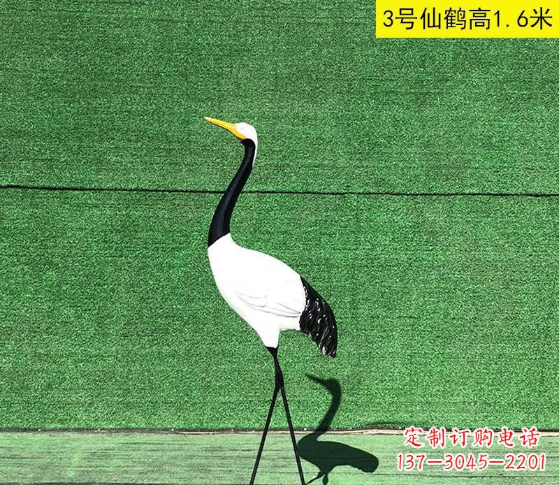 泰州火烈鸟雕塑玻璃钢的艺术之美