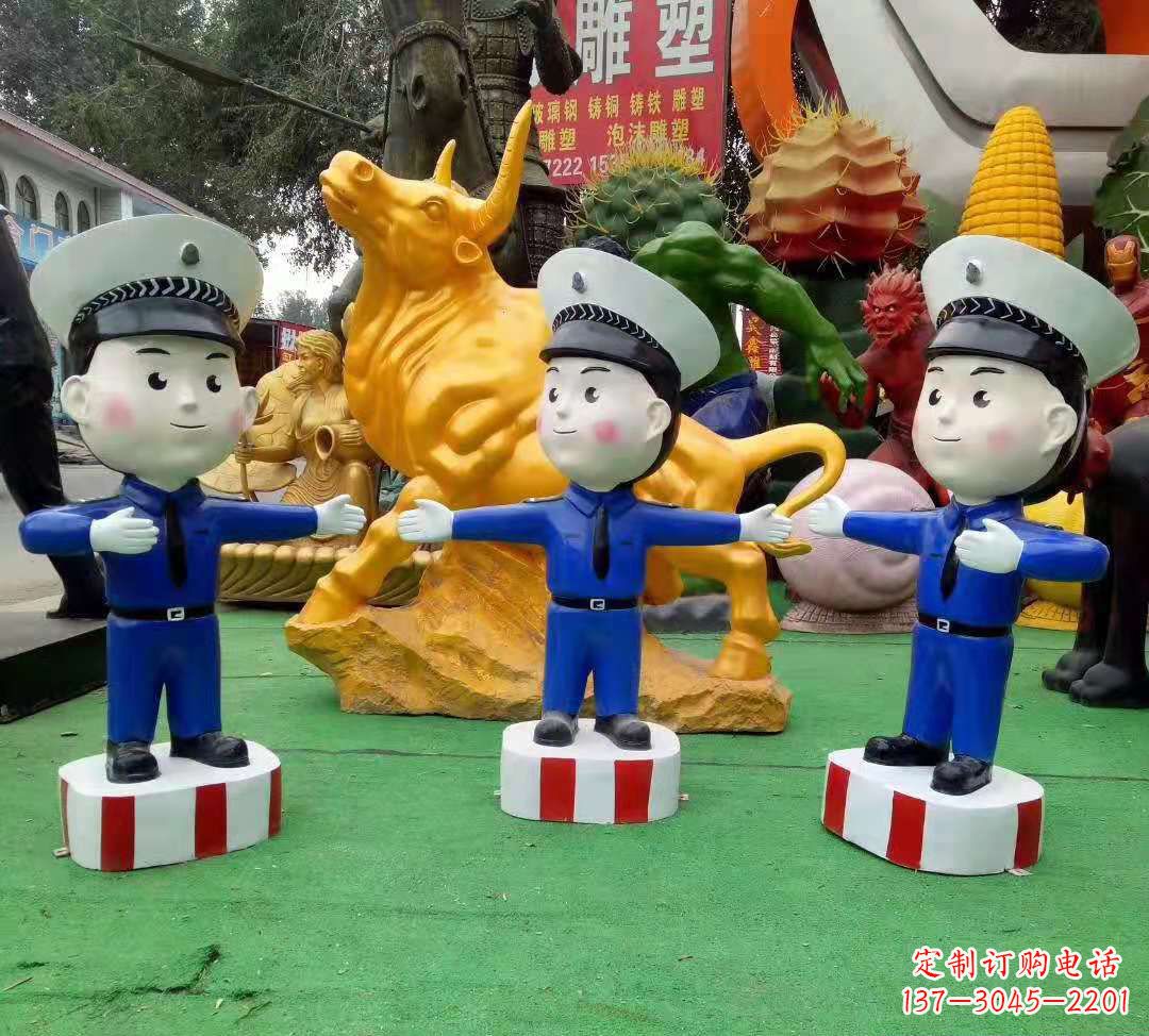泰州玻璃钢制作的交通警察雕塑