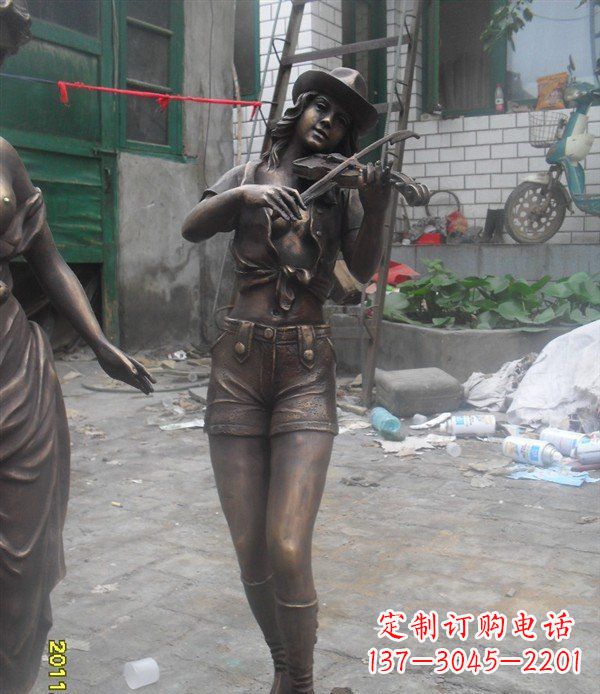泰州美丽的玻璃钢女性雕塑