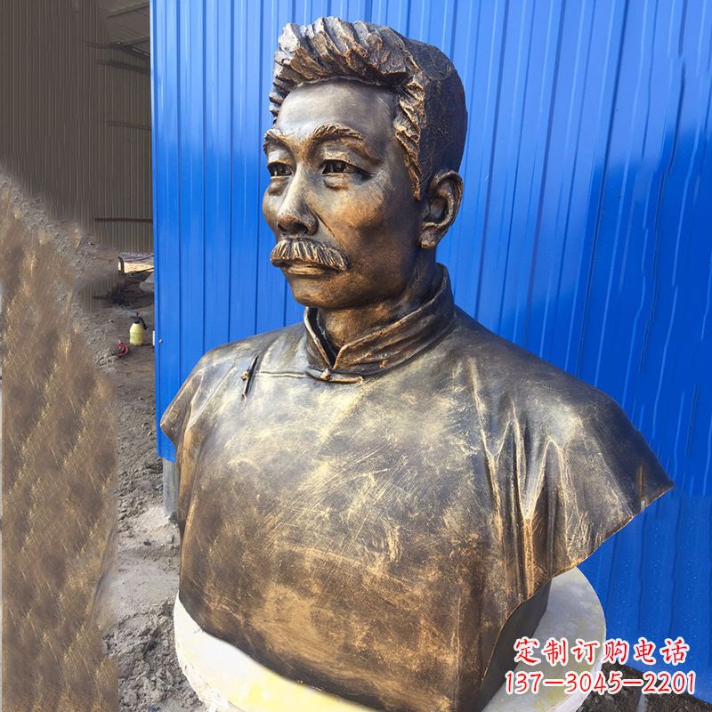 泰州鲁迅雕塑传承伟大的文学遗产