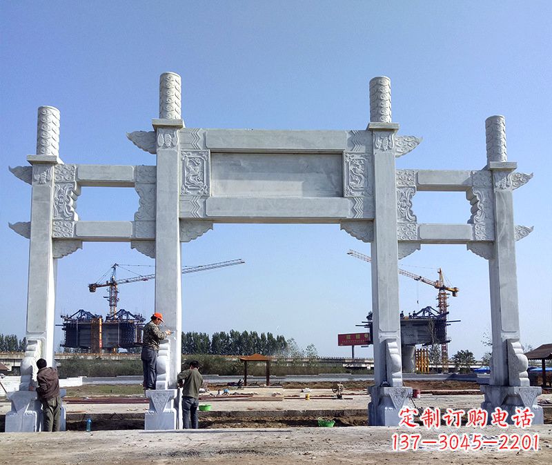 泰州玻璃钢牌坊雕塑美丽的艺术与历史结合