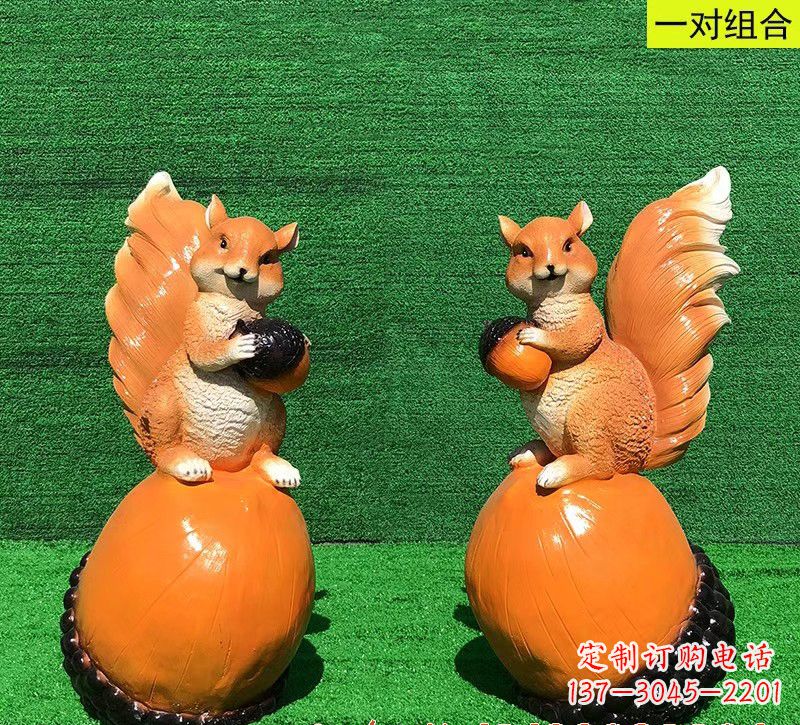 泰州玻璃钢松鼠雕塑艺术精品