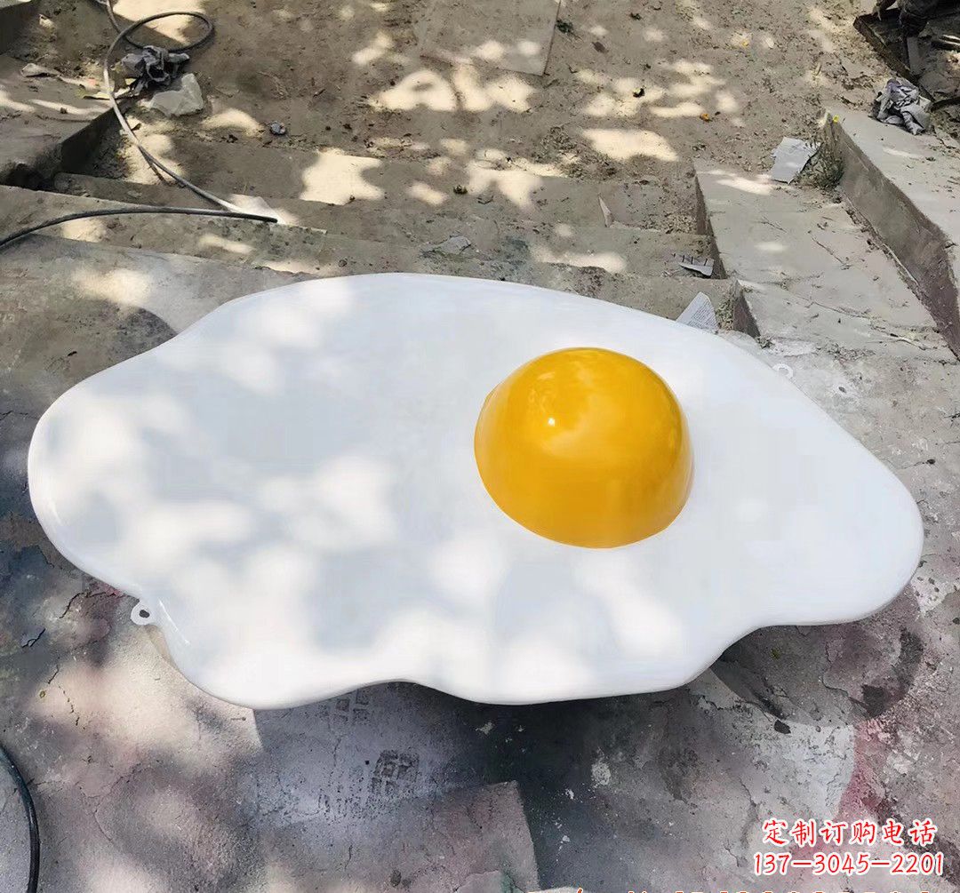 泰州玻璃钢鸡蛋雕塑——精美绝伦