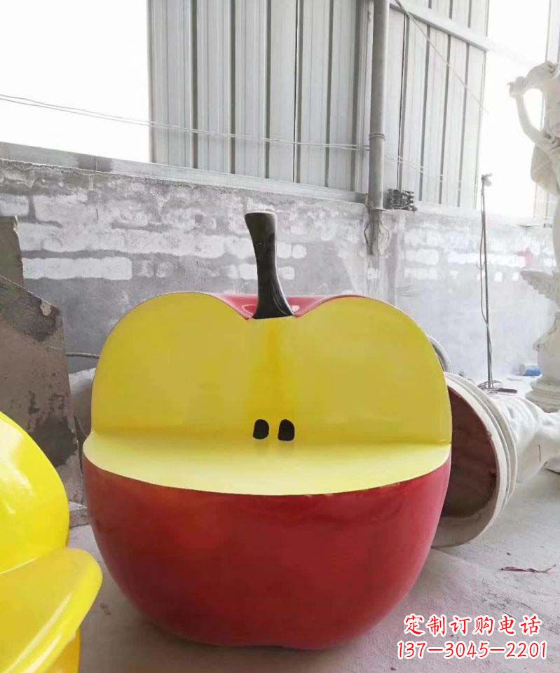 泰州不锈钢半块苹果座椅雕塑