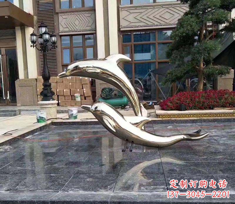 泰州不锈钢海豚雕塑——美丽的艺术礼物