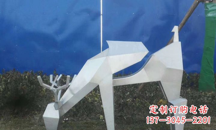 泰州梅花鹿不锈钢不规则雕塑的传奇