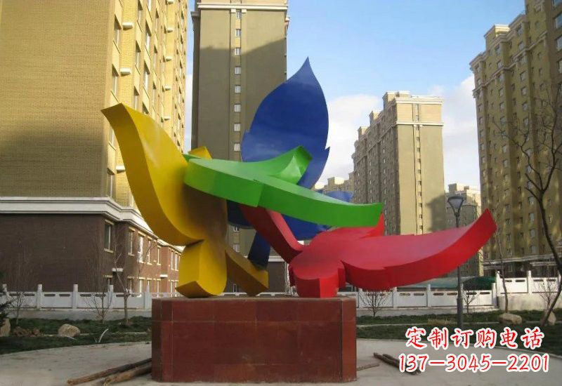 泰州不锈钢彩色树叶雕塑