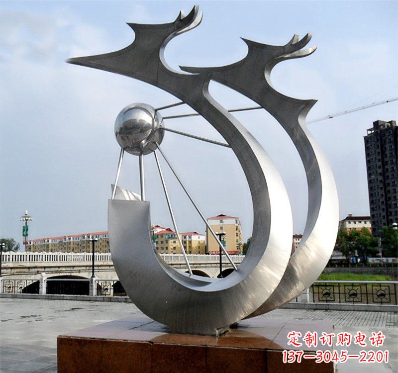 泰州不锈钢双龙戏珠雕塑精美绝伦