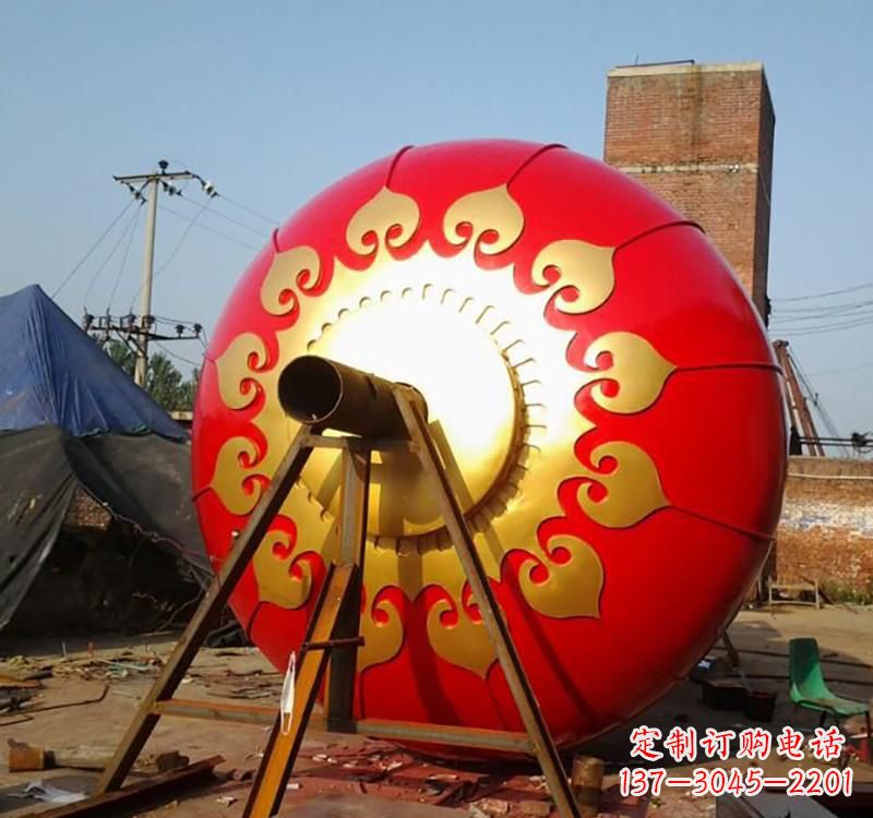 泰州不锈钢城市红色灯笼雕塑灯笼象征着繁荣