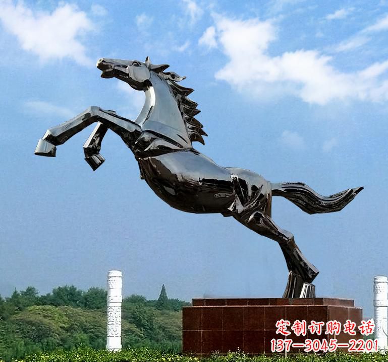 泰州不锈钢城市艺术奔马雕塑精美的艺术之作