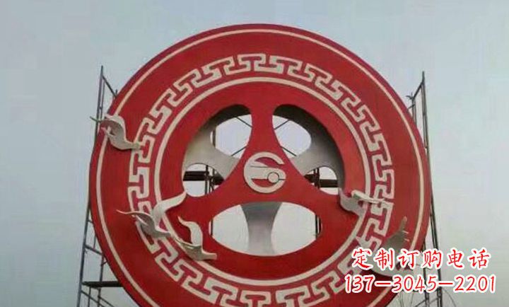 泰州不锈钢齿轮雕塑象征着时代进步