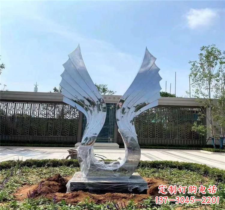 泰州精美不锈钢翅膀雕塑