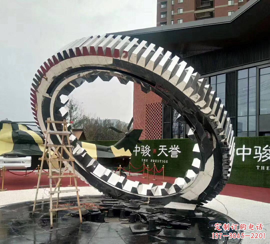 泰州不锈钢齿轮雕塑以科技艺术的形式演绎动力