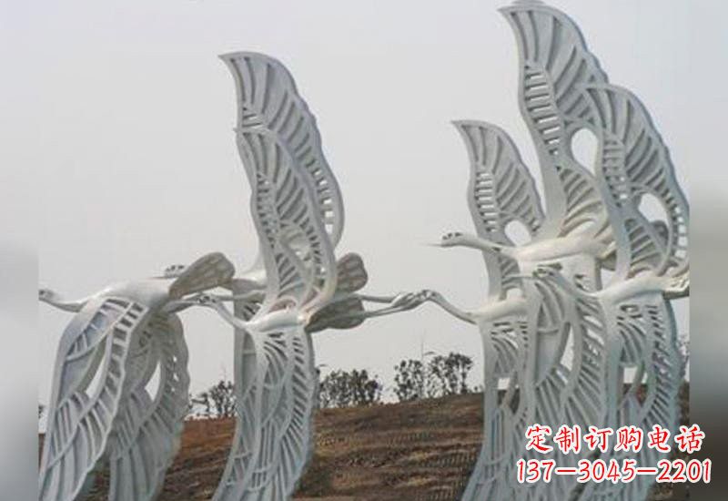 泰州不锈钢抽象飞翔的仙鹤雕塑