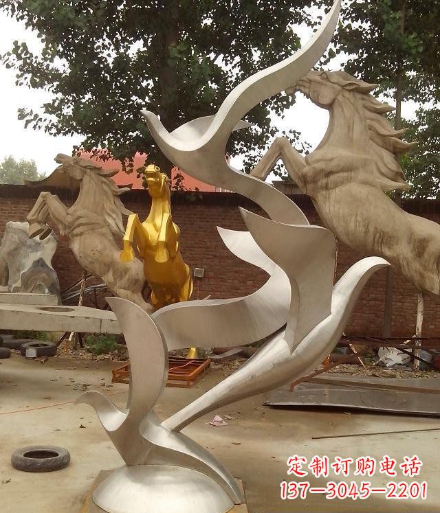 泰州精美不锈钢鸽子雕塑