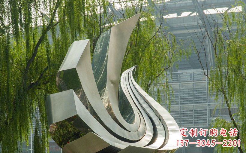 泰州不锈钢鸽子景观雕塑