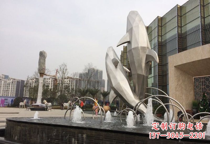 泰州海豚雕塑——从不锈钢抽象块面到精美的艺术品