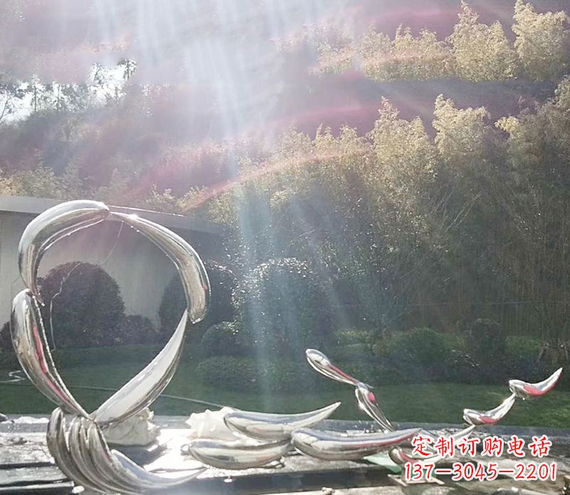 泰州不锈钢抽象鲤鱼雕塑