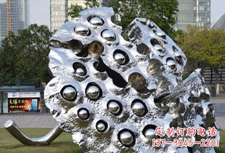 泰州不锈钢抽象莲蓬雕塑