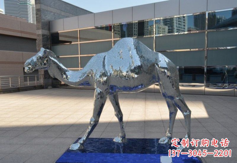 泰州不锈钢抽象骆驼雕塑