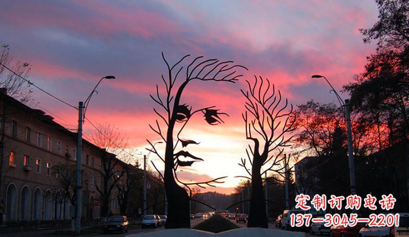 泰州不锈钢人头雕塑点缀街边景观