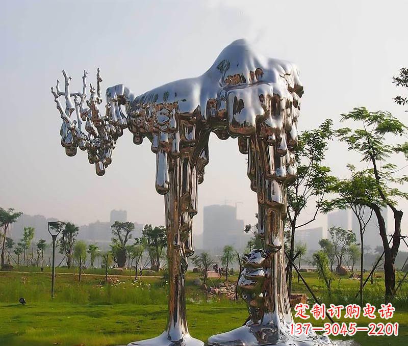 泰州拱门雕塑以不锈钢点缀精美的艺术品