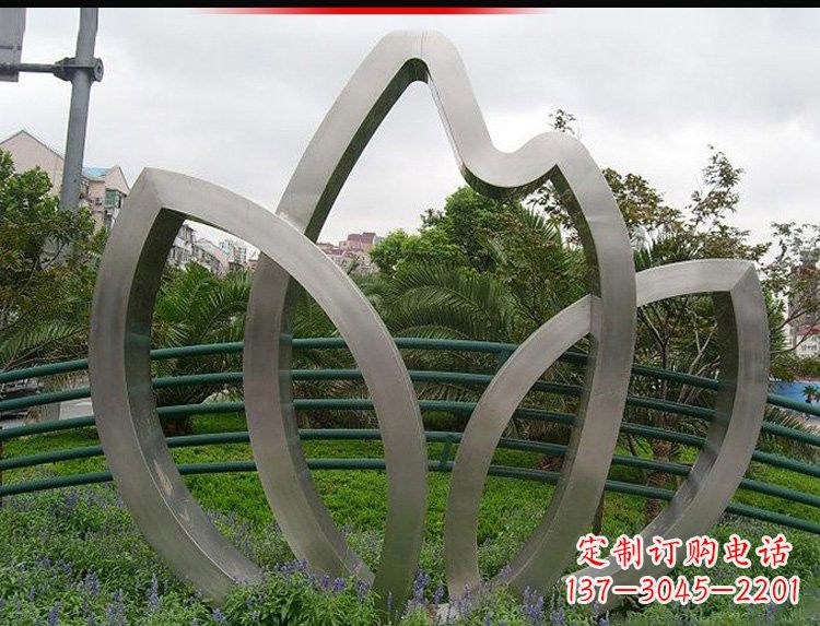 泰州不锈钢树叶雕塑美丽与力量的完美结合