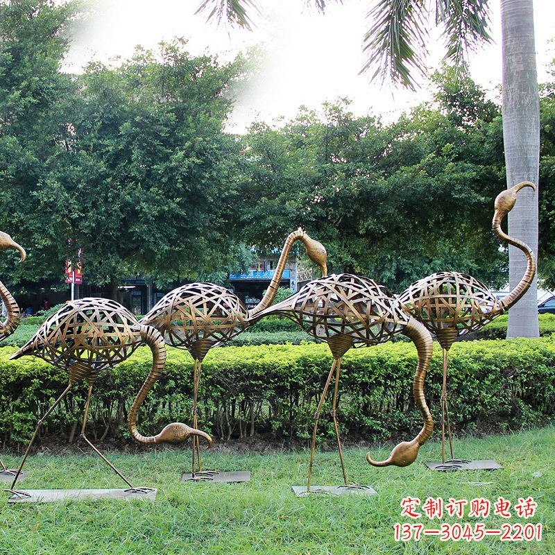 泰州不锈钢仙鹤雕塑摆件美丽的园林装饰