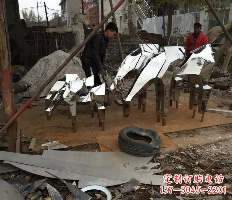 泰州不锈钢动物雕塑精美外形,经久耐用