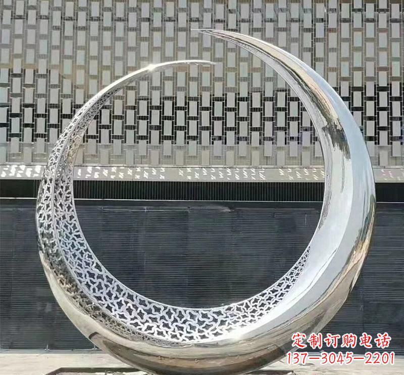 泰州精美不锈钢圆环雕塑