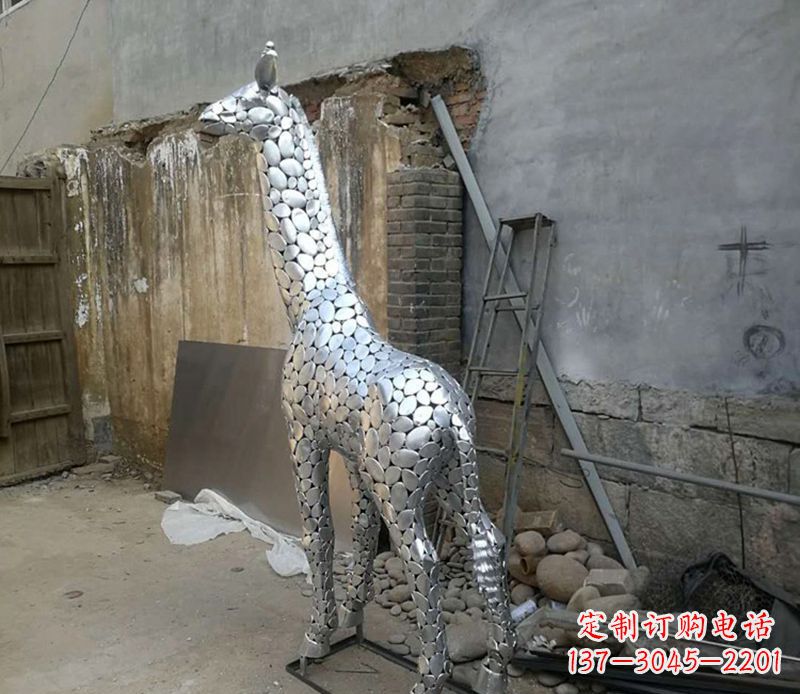 泰州不锈钢创意长颈鹿雕塑