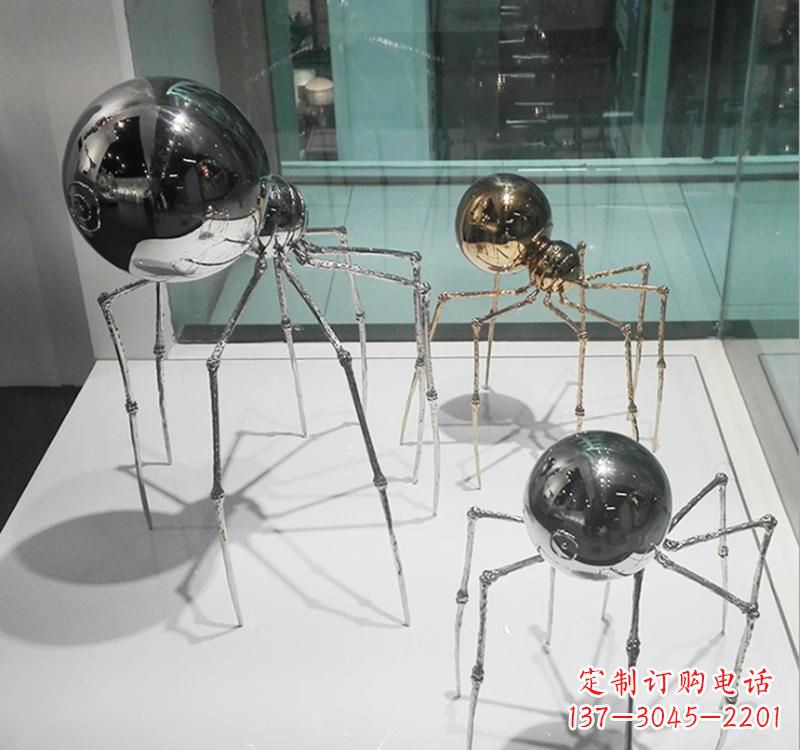 泰州不锈钢蜘蛛侠雕塑