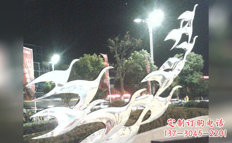 泰州不锈钢大雁雕塑——灿烂的翱翔