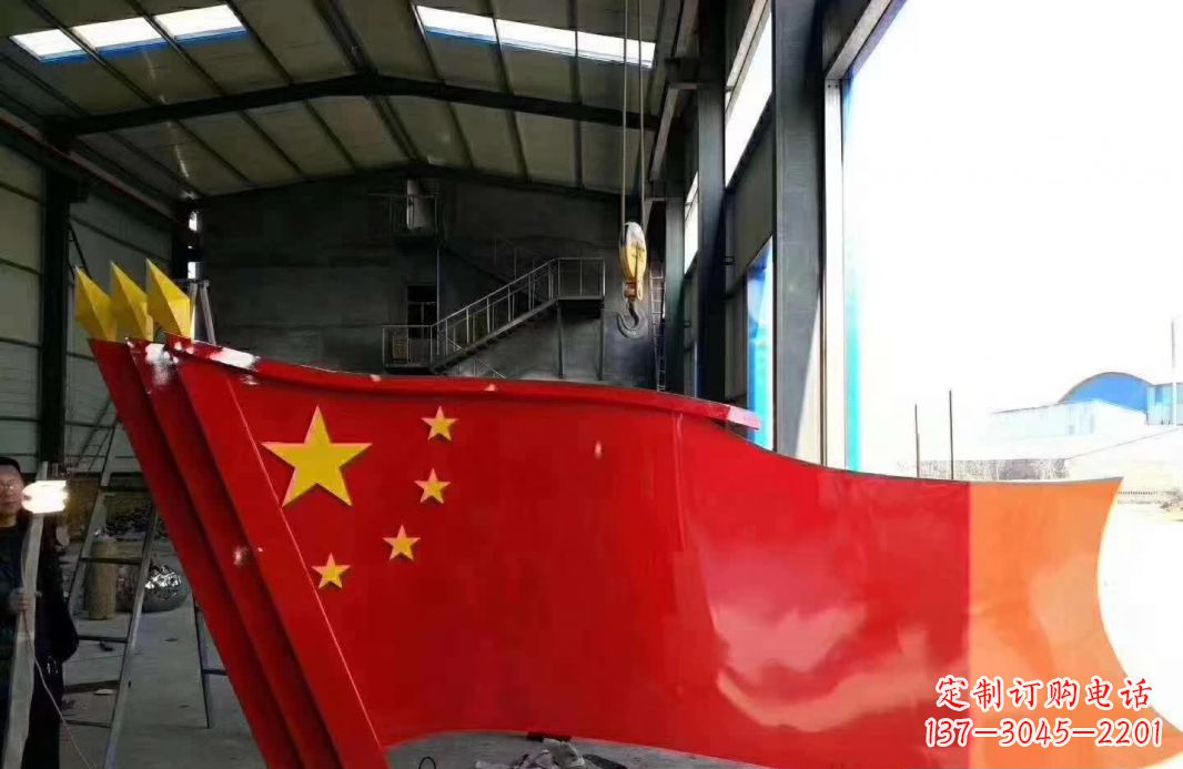 泰州不锈钢党旗雕塑象征着中国共产党的伟大