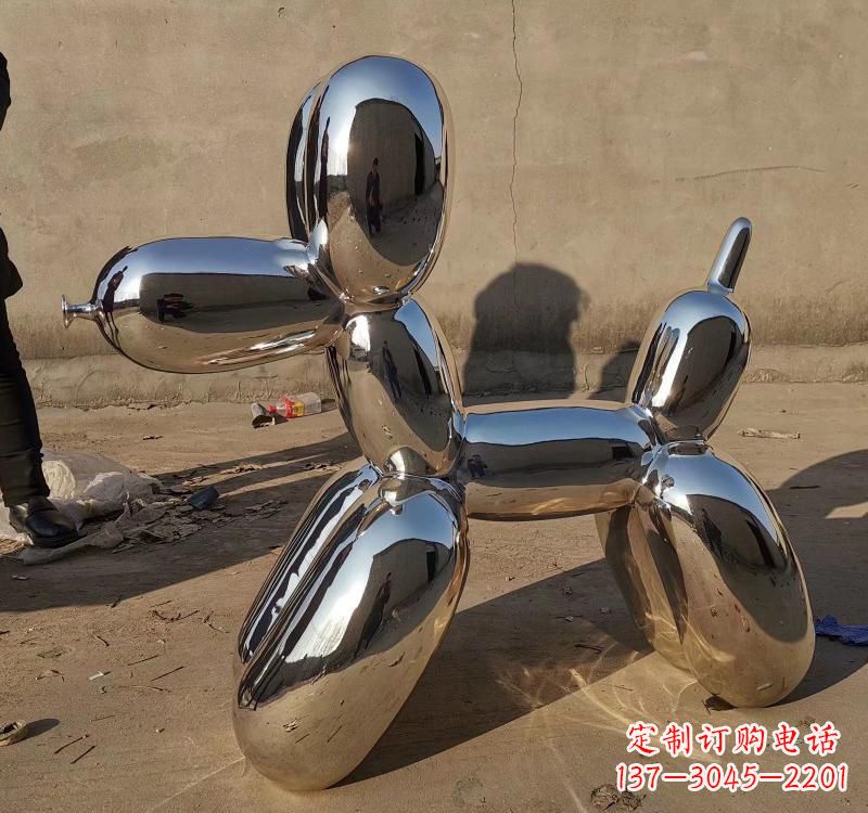 泰州精美不锈钢动物雕塑
