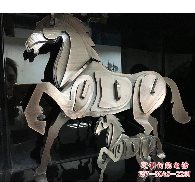 泰州不锈钢动物马雕塑艺术精美动人