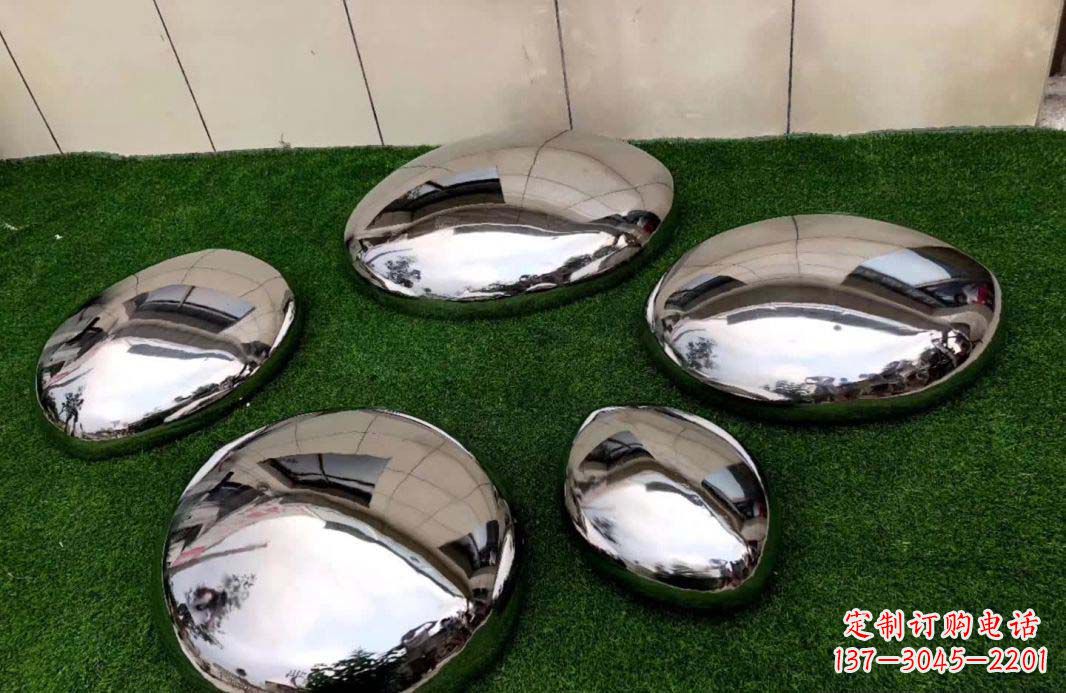 泰州不锈钢鹅卵石雕塑艺术品的精致之美