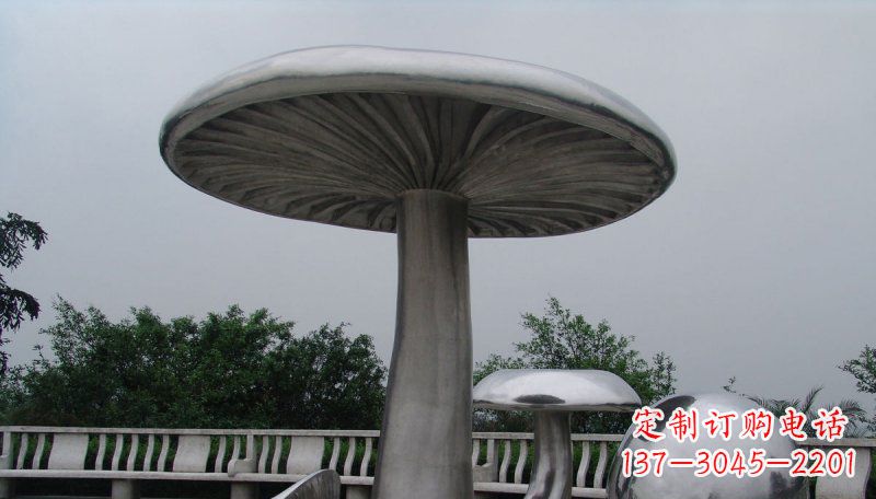 泰州不锈钢仿真蘑菇凉亭雕塑